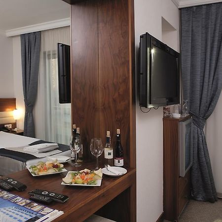 Residence Hotel อิซมีร์ ภายนอก รูปภาพ